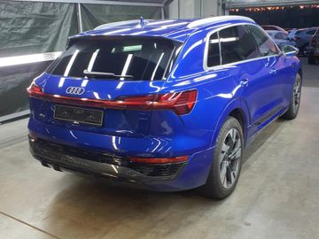 Audi Q8 e-tron - 9
