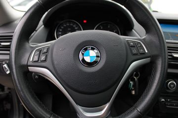 BMW X1 Baureihe X1 25 d xDrive BI XENONX Line KAM