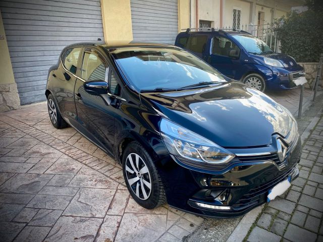 Renault Clio X neopatentati