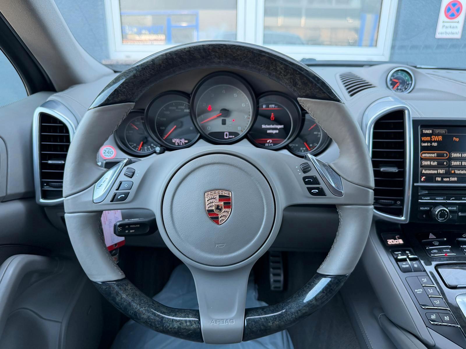 Porsche Cayenne S 4.8 V8 TÜV 09/27