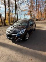 Peugeot PEUGEOT 208*TOP ZUSTAND*AUTOMATIK*TÜV*PANO... - Peugeot 208 in Hagen