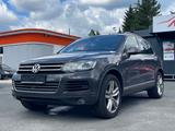 Volkswagen Touareg 3.0 V6 TDI BMT Sport Pano Navi Bi-Xenon - Volkswagen Touareg: Sport