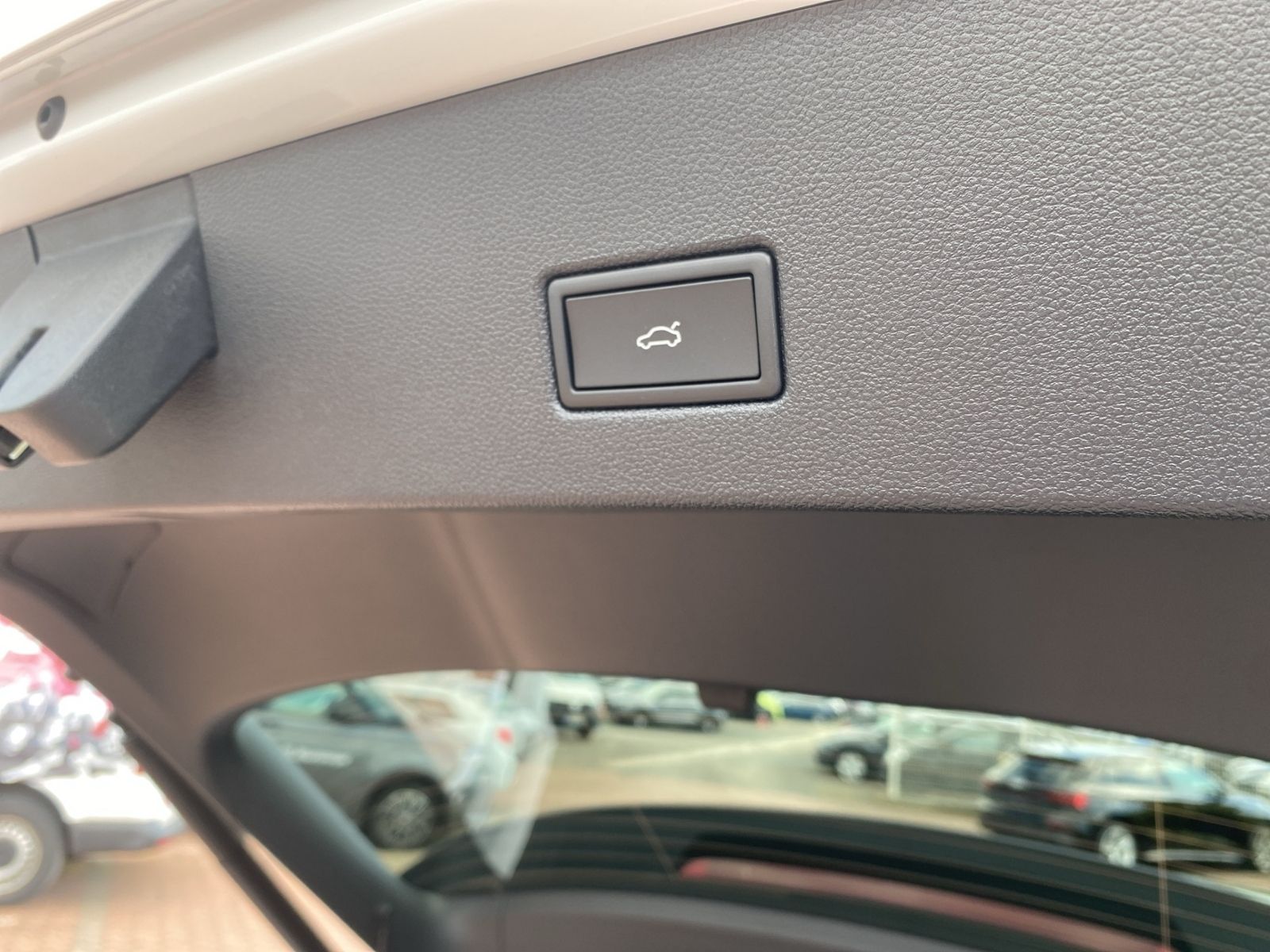 Volkswagen T-Roc - Bild 17