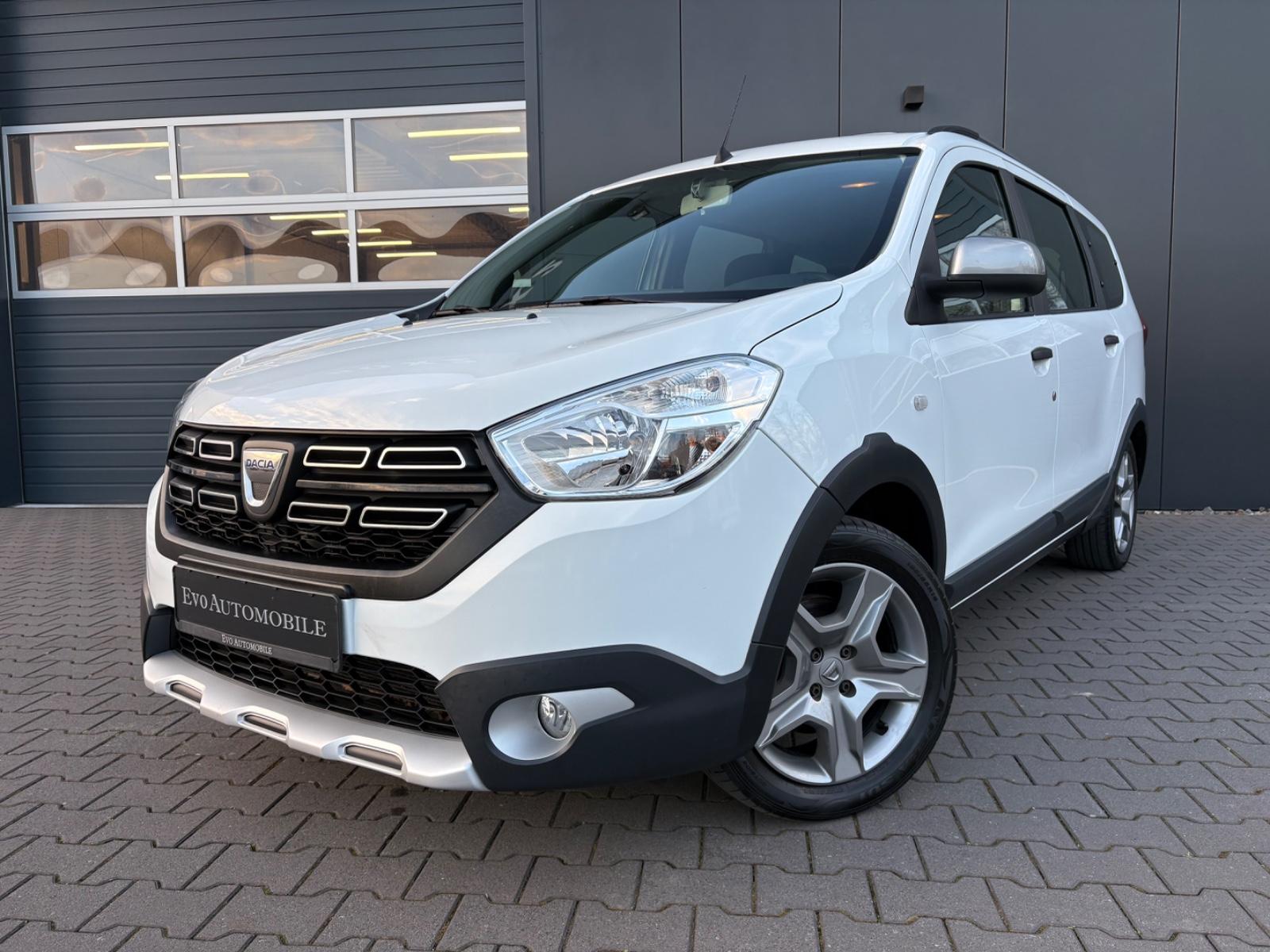 Dacia Lodgy Stepway Selection 7-Sitzer Navi PDC