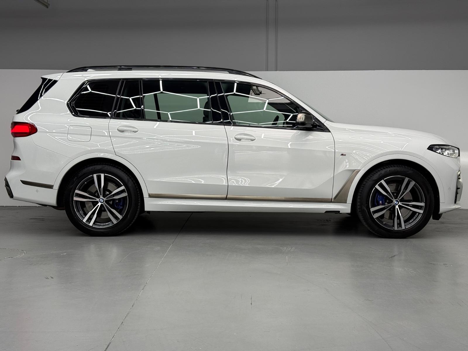 BMW X7 M50i xDrive V8 2.HD*PANO*ACC*HEAD-UP*H/K*LUF