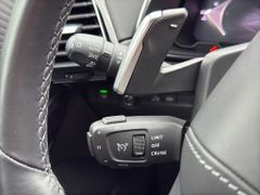 Fahrzeugabbildung DS Automobiles DS 7 BlueHDI 130 Aut. OPERA LEDER Panoramadach