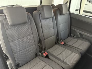Volkswagen Touran 1.5 TSI DSG COMFORTLINE LED ACC KAMERA 7S