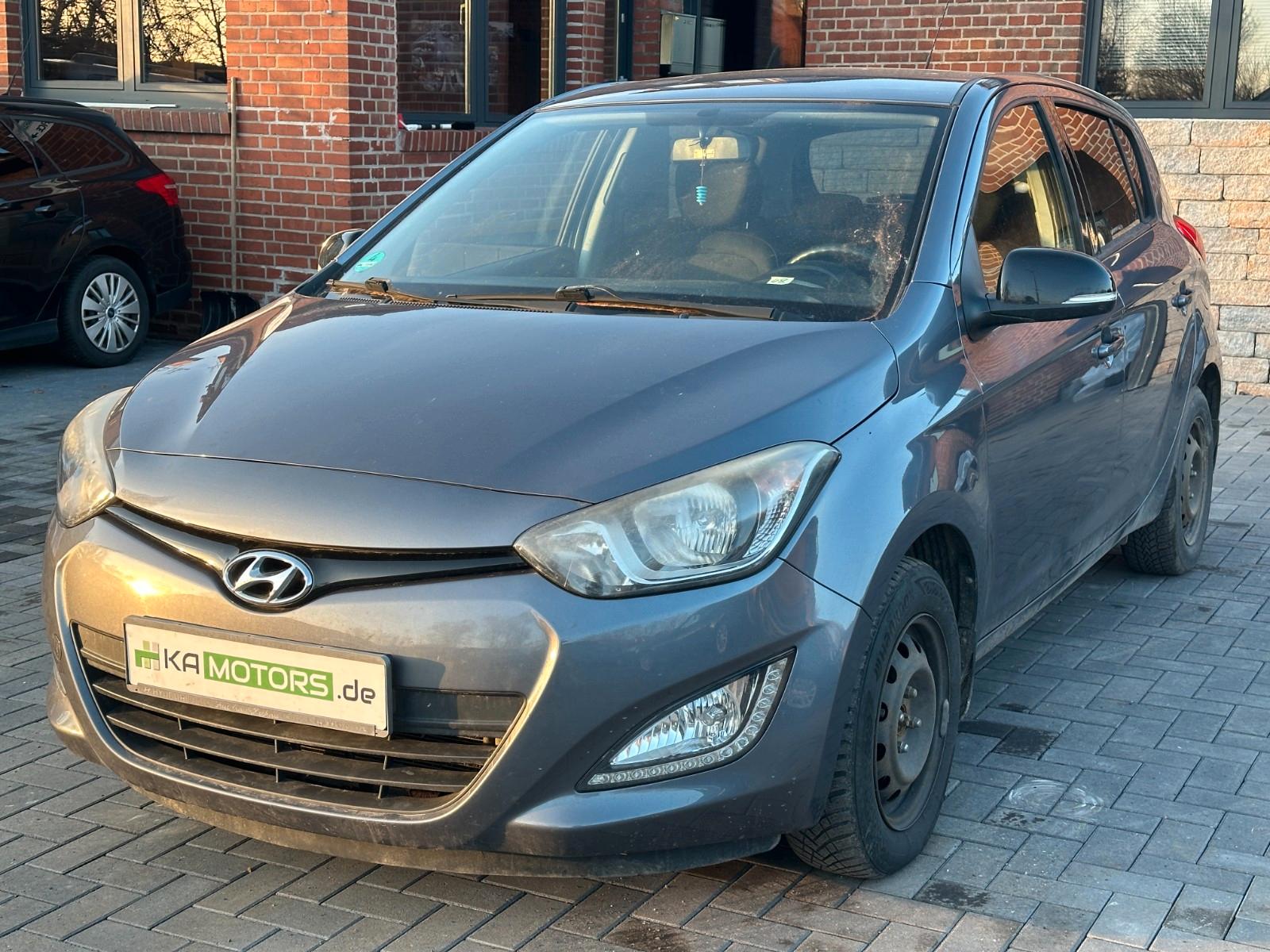 Hyundai i20 1.2 Trend | MOTORSCHADEN | Tempomat | Sitzh