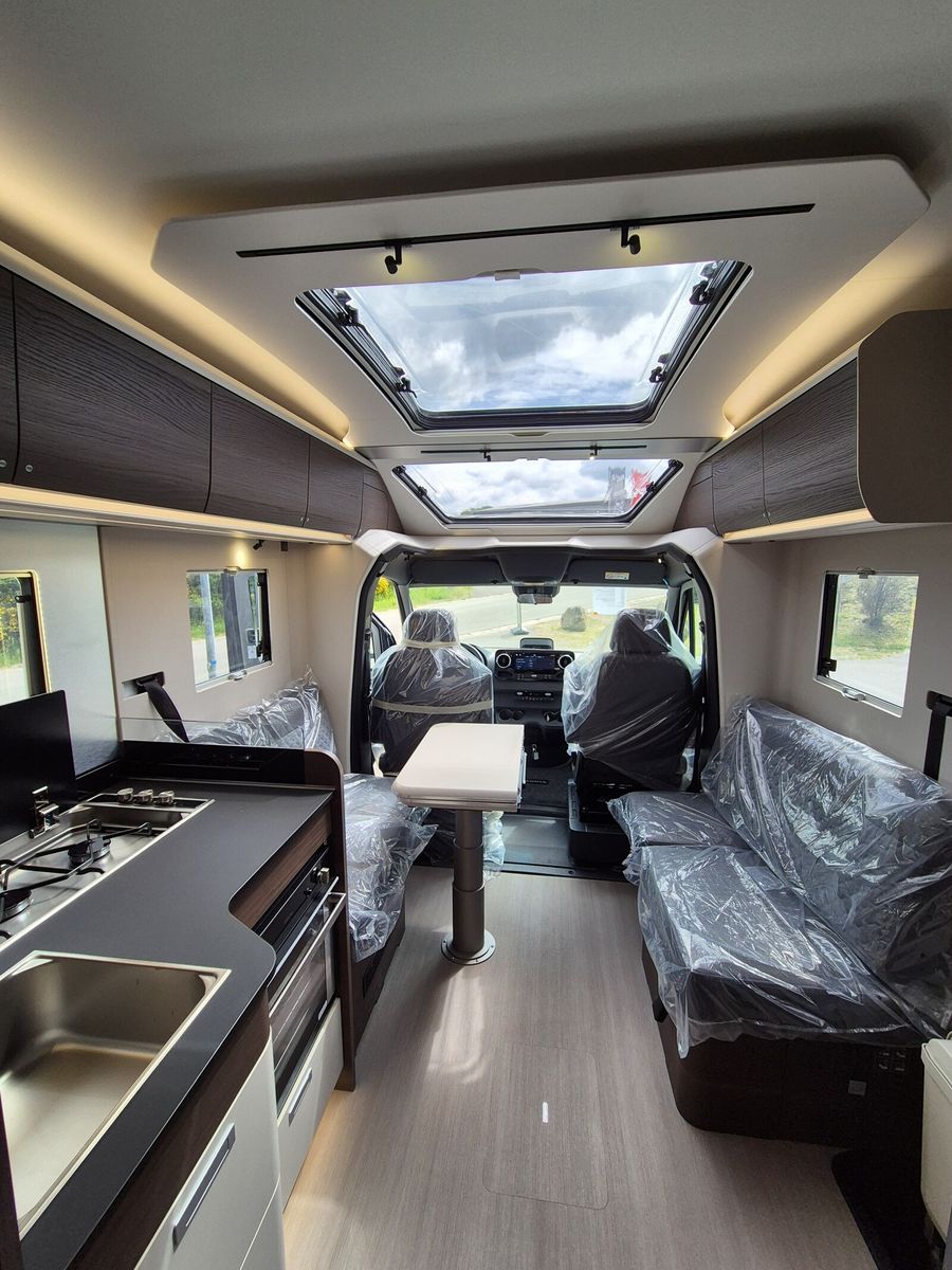 Fahrzeugabbildung Adria Coral Supreme 670 DL MB ALDE,Nordic,Safety,LED