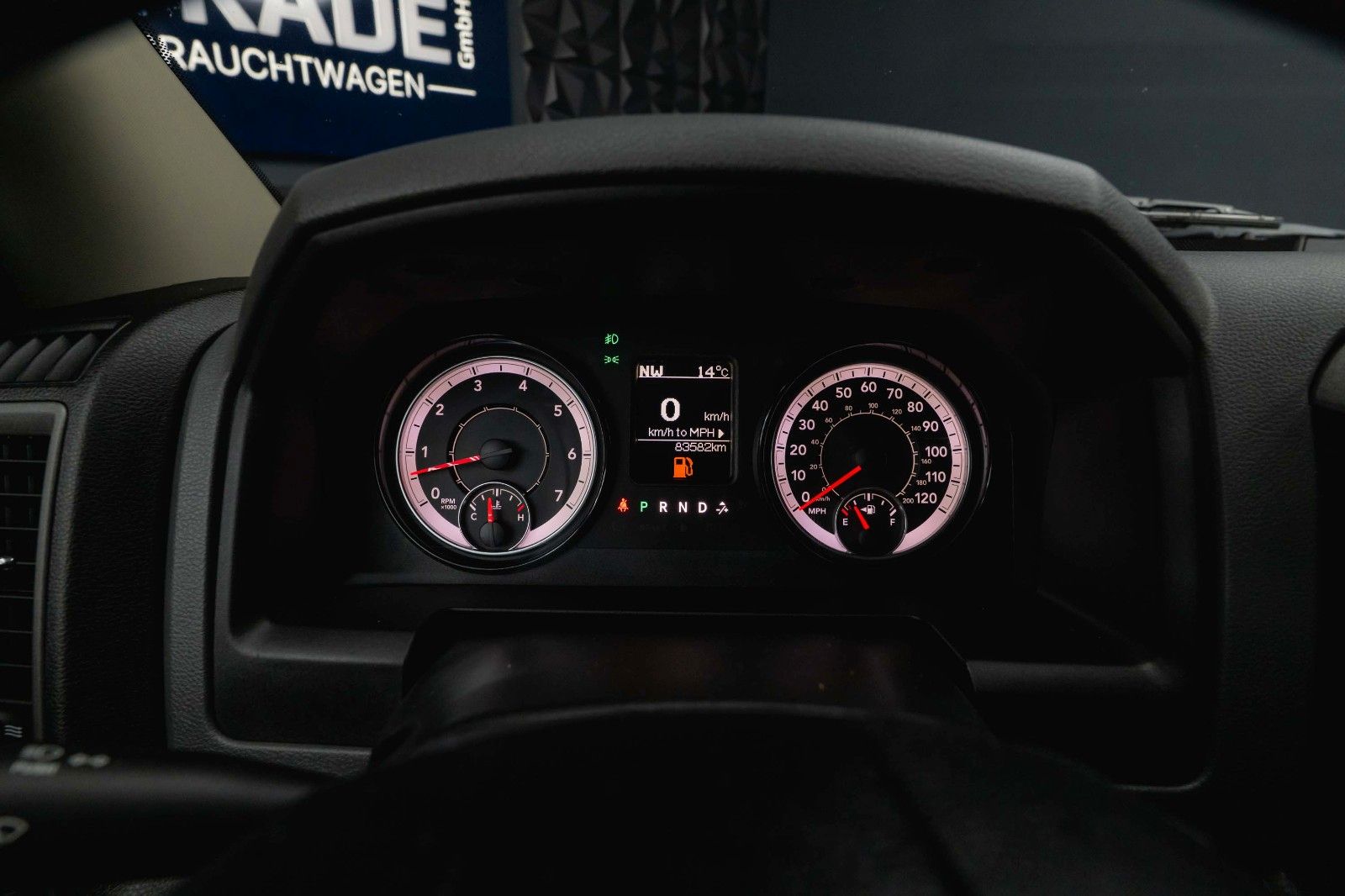 Fahrzeugabbildung Dodge RAM 5.7 V8 HEMI 4x4 OFFROAD Night-Paket *LED*AHK