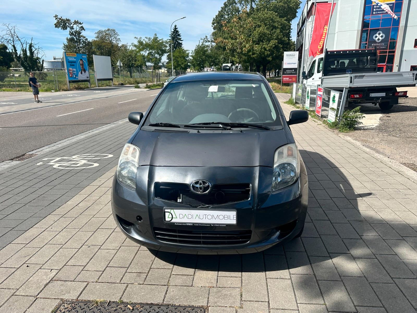 Toyota Yaris Cool 1,3