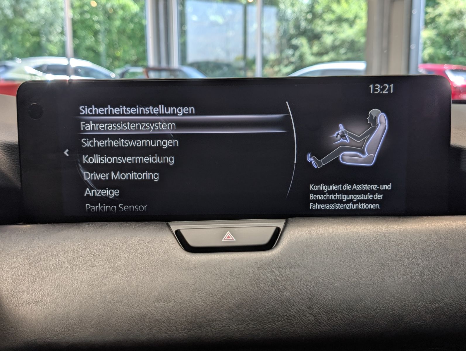 Fahrzeugabbildung Mazda CX-60 2.5L e-SKYACTIV PHEV 327 Homura+ Pano Bose