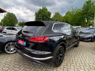 Volkswagen Touareg - 9