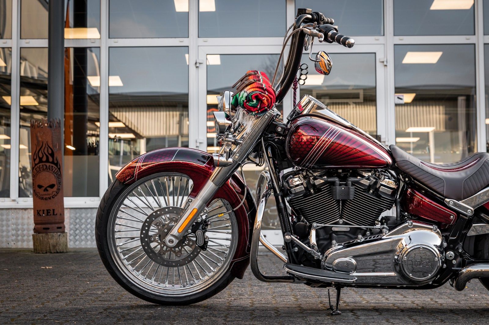 Fahrzeugabbildung Harley-Davidson FAT BOY FLFBS 114 MY24 - Chicano Umbau- Custom