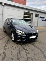 BMW 216 d Active Tourer Advantage *TÜV NEU 10/2027* - BMW 216 Active Tourer in Frankfurt (Main)