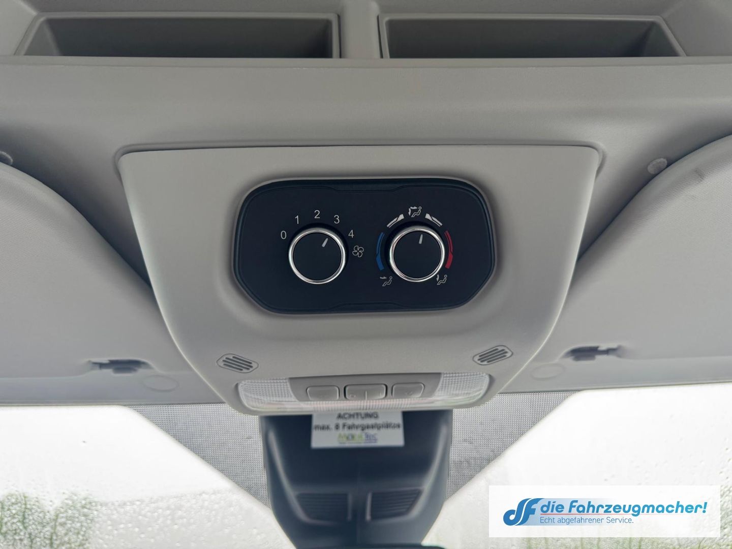 Fahrzeugabbildung Ford Transit 350 L3 Trend *MOTOR LÄUFT *Unfall*2913