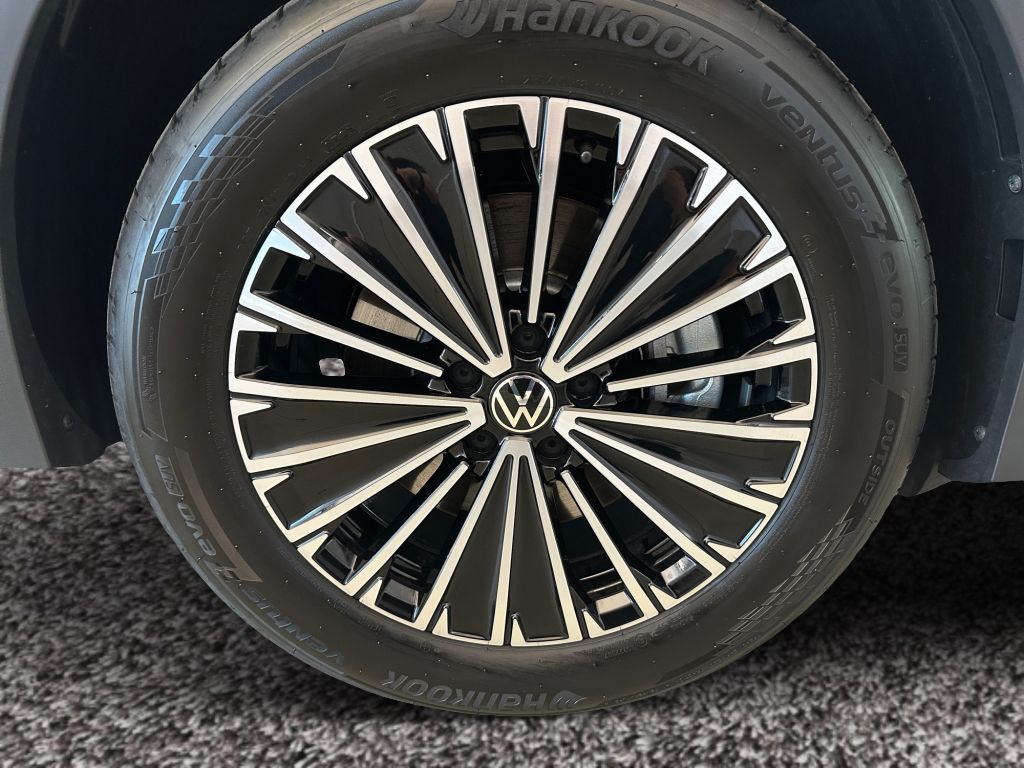 Volkswagen Tiguan Elegance eHybrid DSG AHK DCC NAV MASSAGE foto 5