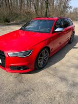 Audi S6 4.0 TFSI quattro S tronic Avant - - rote Audi S6