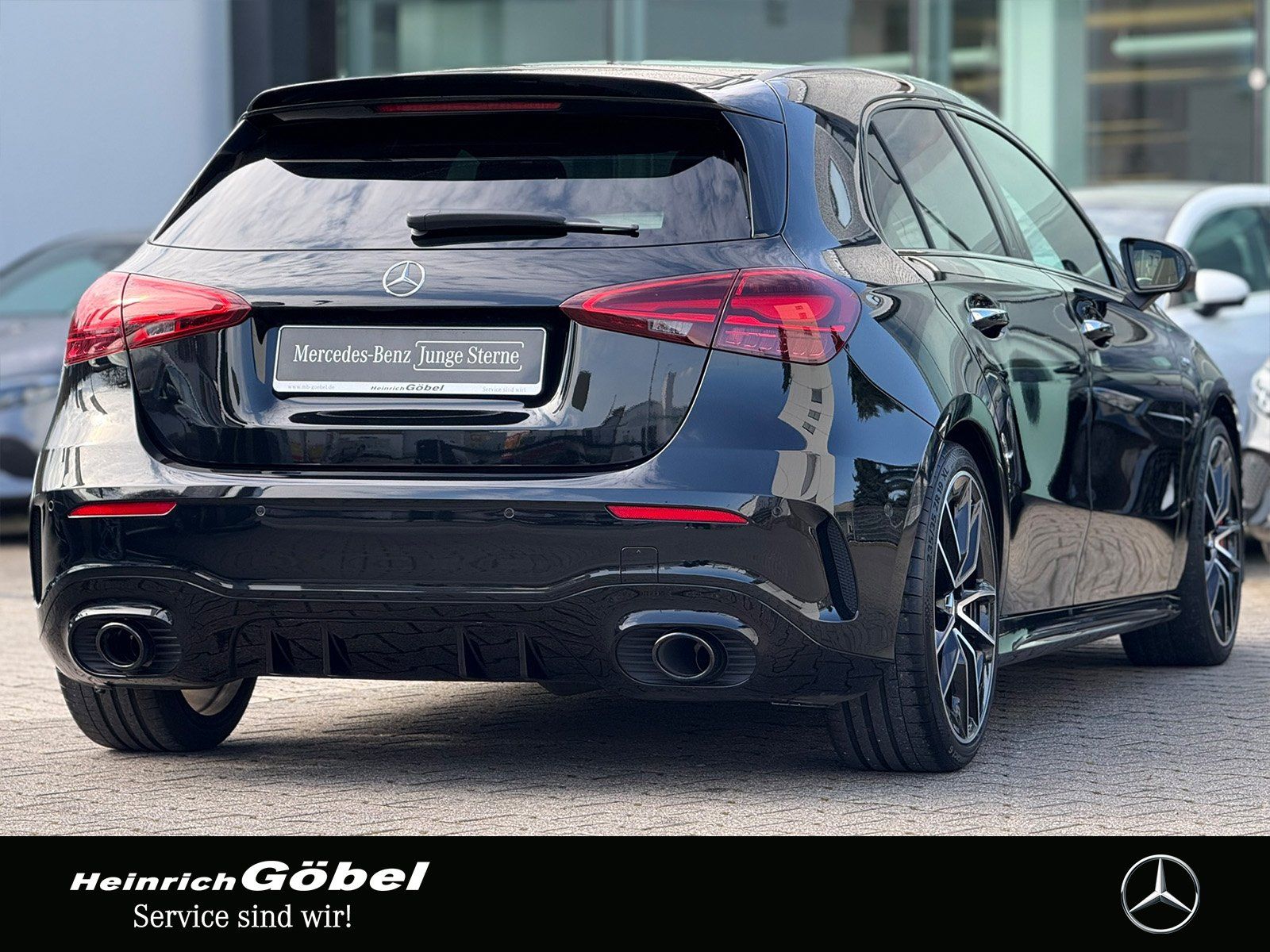 Fahrzeugabbildung Mercedes-Benz AMG A 35 4M BURMESTER*TOTWINKEL*360°*MULTIBEAM*