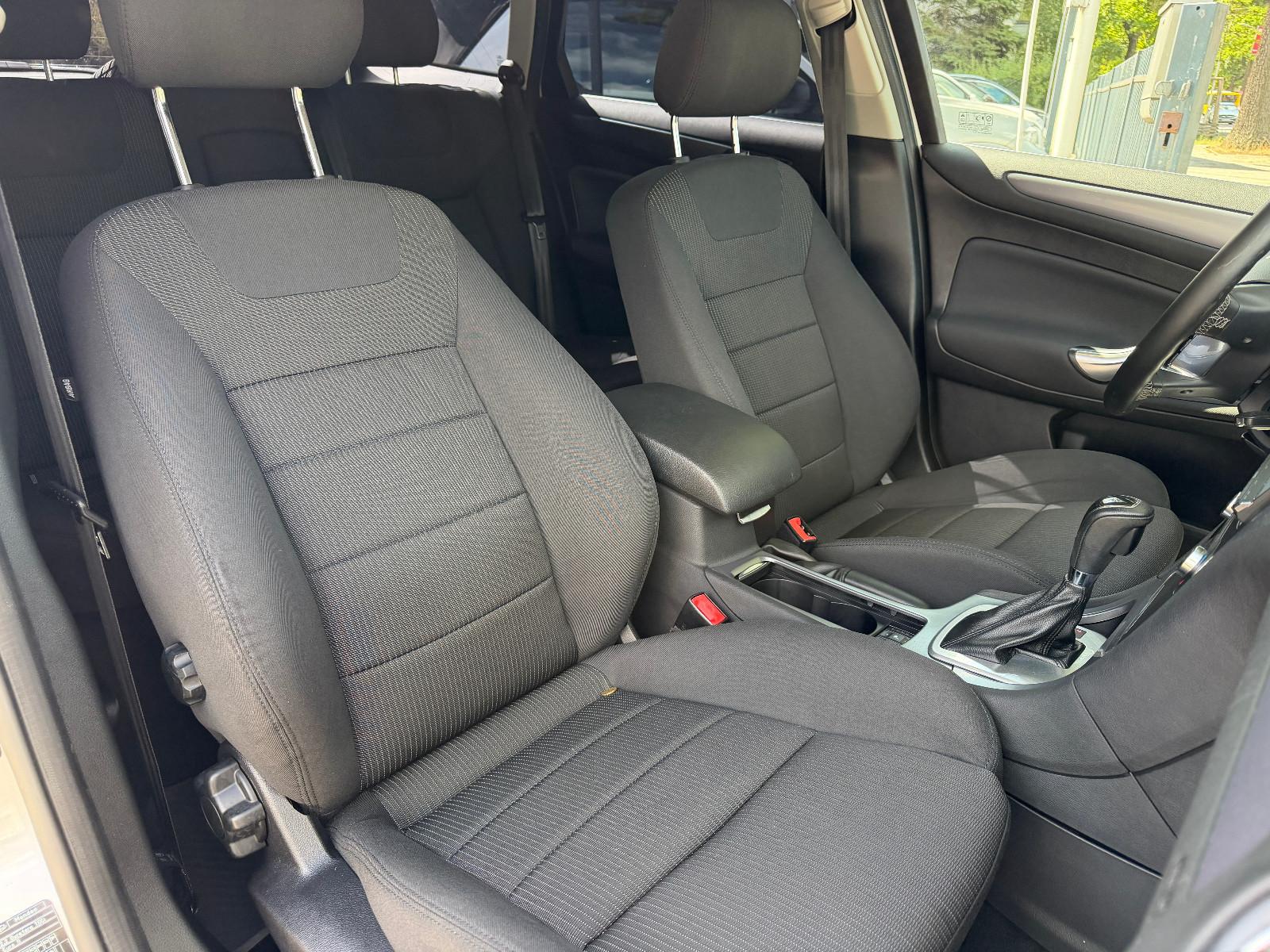 Ford Mondeo 2012 — photo 20