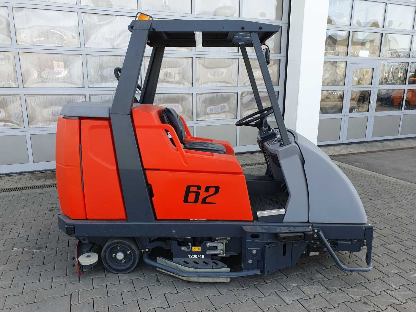 Fahrzeugabbildung Hako Scrubmaster B310 R CL / nur 418h! / 2016