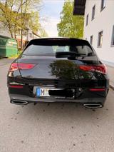 Mercedes-Benz CLA 200 Shooting Brake AMG Line Head Up - Mercedes-Benz CLA 200 Shooting Brake von privat