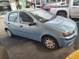 Fiat Punto 5p 1.2 ELX - Fiat Punto ELX mit Benzin-Antrieb