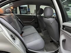 Fahrzeugabbildung BMW 316i Lim. / 2. Hand Navi Xenon Sitzheizung Tempo
