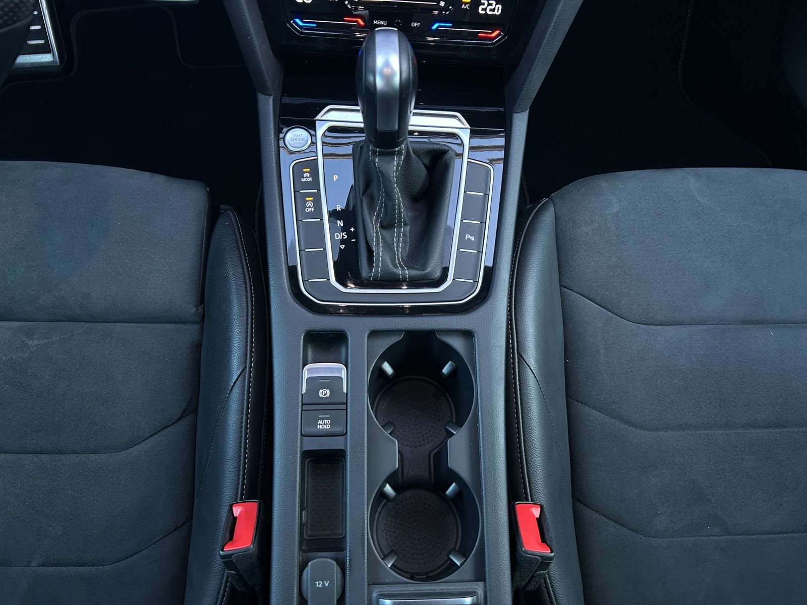 Fahrzeugabbildung Volkswagen Arteon SB R-Line TDI DSG LED ACC SHZ PDC Navi Kl