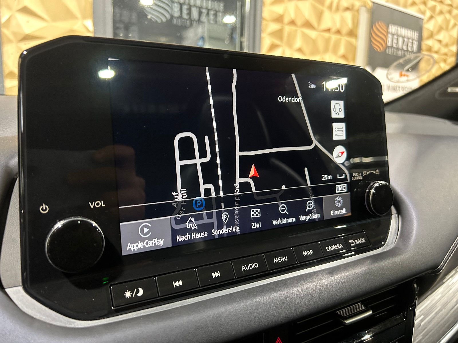 Fahrzeugabbildung Nissan Qashqai Tekna/PANO/360°/APPLE/BOSE/HEAD-UP/SHZ