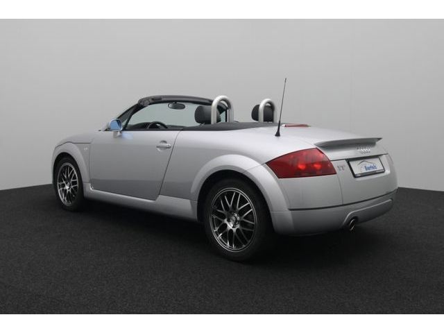 Fahrzeugabbildung Audi TT RoadsterCabrio1.8T