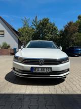 Volkswagen Passat 2.0 TDI SCR 140kW DSG 4M Highl. Varia...
