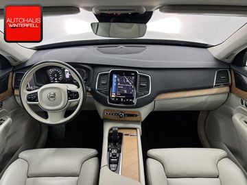 Volvo XC90 - 3