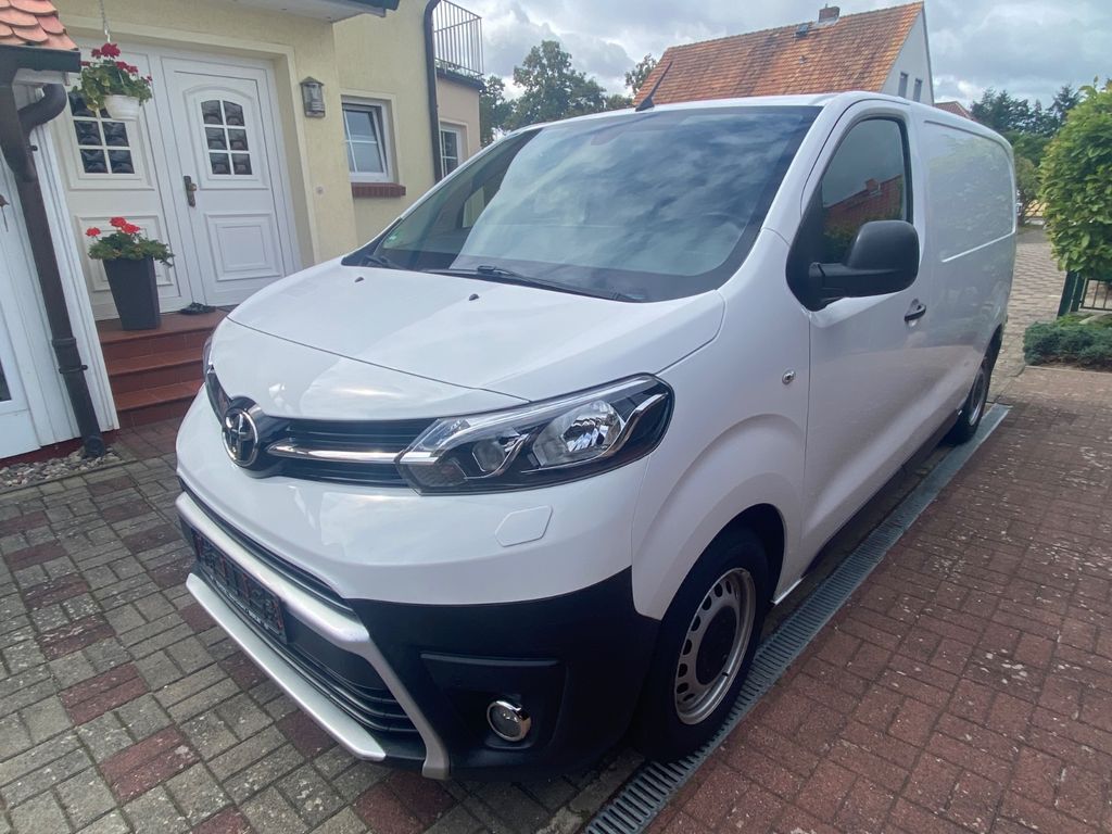 Image of Toyota Proace (Verso)