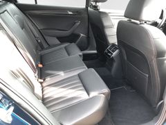 Fahrzeugabbildung Skoda Superb Combi Style AHK LEDER 4xSHZ VZE Columbus