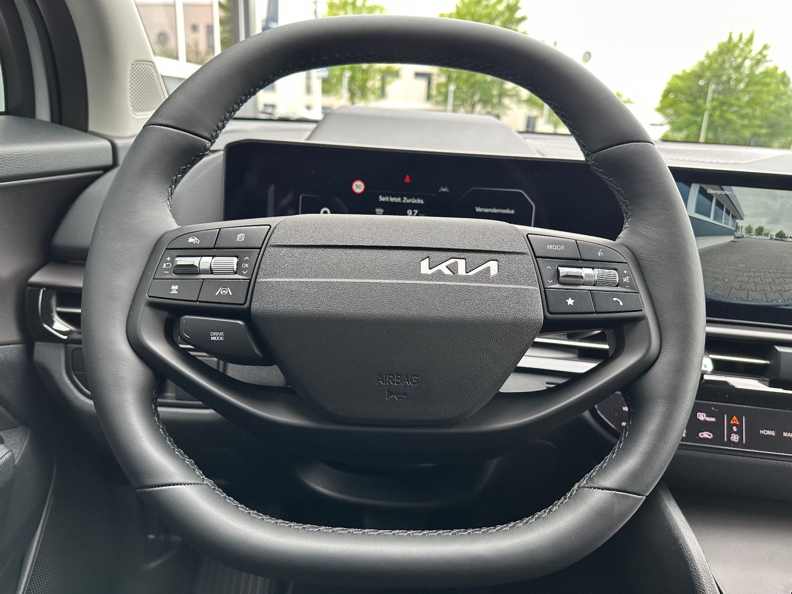 Fahrzeugabbildung Kia Sportage FL 1.6T 2WD DCT SPIRIT DRIVE SOUND