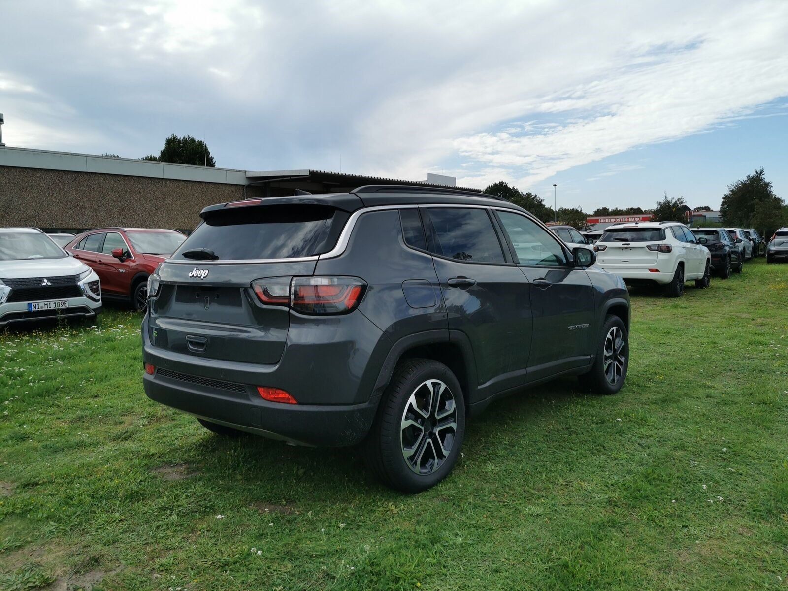 Fahrzeugabbildung Jeep Compass 1.5l GSE T4 48V e-Hybrid Limited DCT