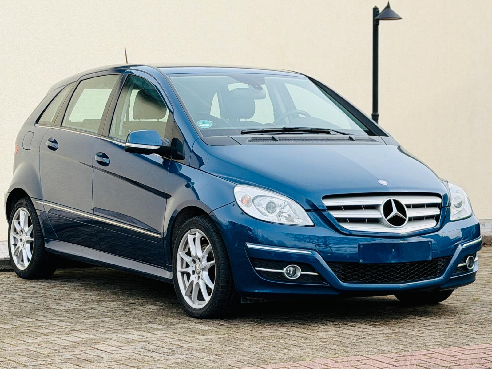 Mercedes-Benz B 200 Turbo AUT. TÜV Sportpaket