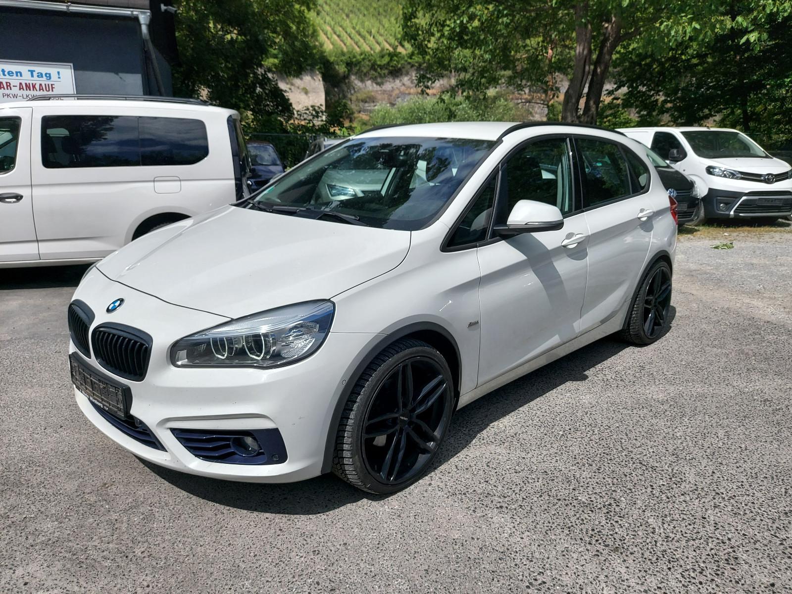BMW 218 d AT Sport Line LED&NaviAlu19z