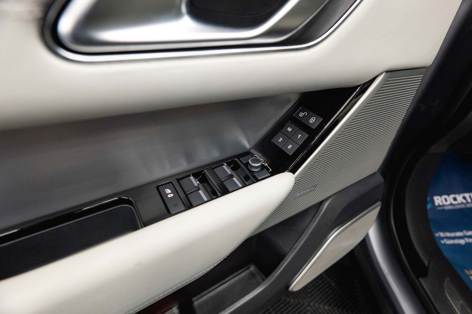 Fahrzeugabbildung Land Rover Velar SV Autobiography Dynamic Edition *ACC*19%*