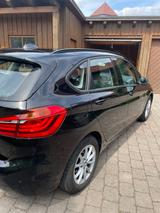 BMW 218 Active Tourer 218i - 1.Hand, wenig Kilometer - BMW 218 Active Tourer von privat
