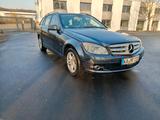 Mercedes-Benz C 220 CDI T BlueEFFICIENCY AVANTGARDE AVANTGARDE - Mercedes-Benz C 220 aus 2011: Cdi