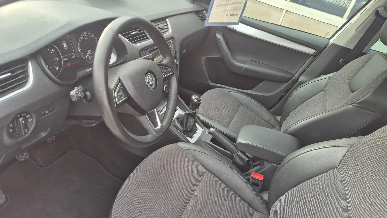 Skoda Octavia Combi Elegance 1.4