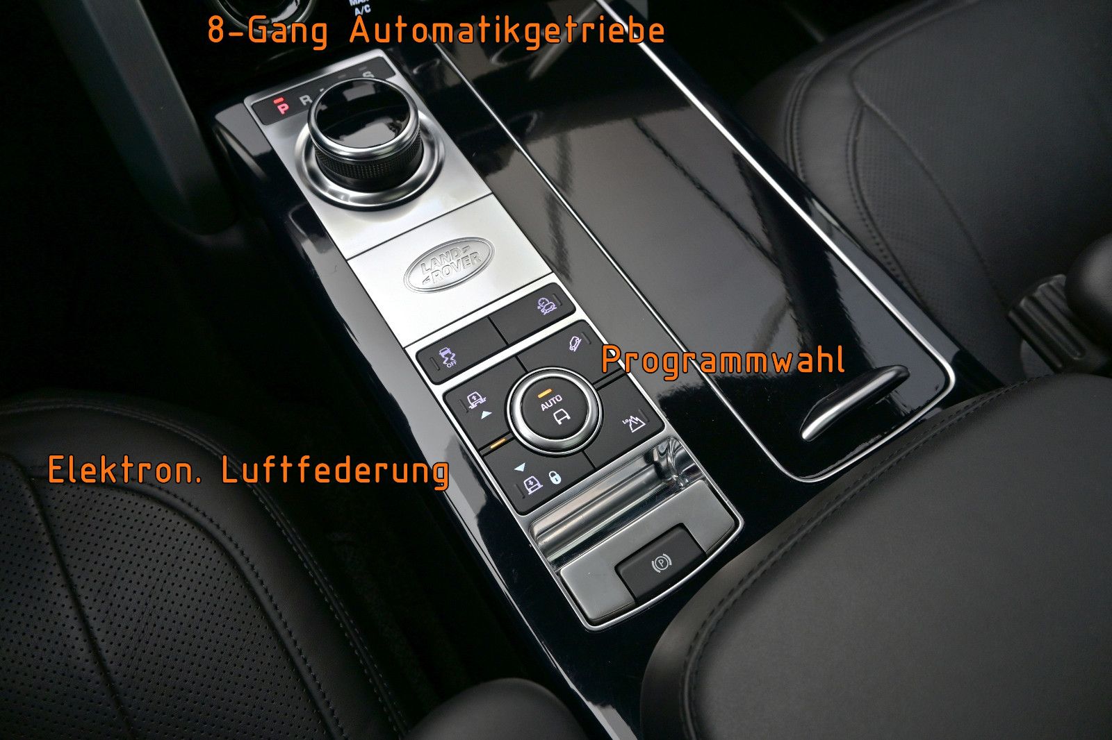 Fahrzeugabbildung Land Rover Range Rover  P525 V8 Vogue °UVP 152.359€°AHK°HUD