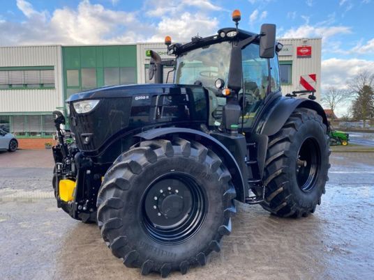 John Deere 6250R Black-Edition