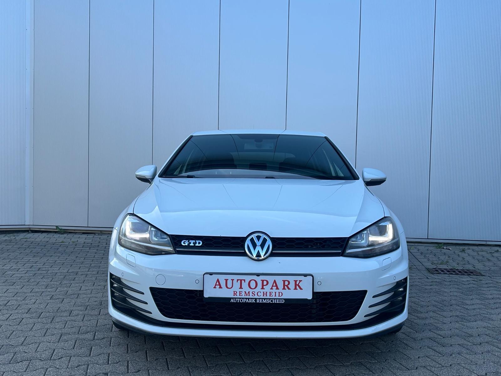 Volkswagen Golf VII Lim. GTD BMT*XENON*NAVI*PDC*19*SHZ*