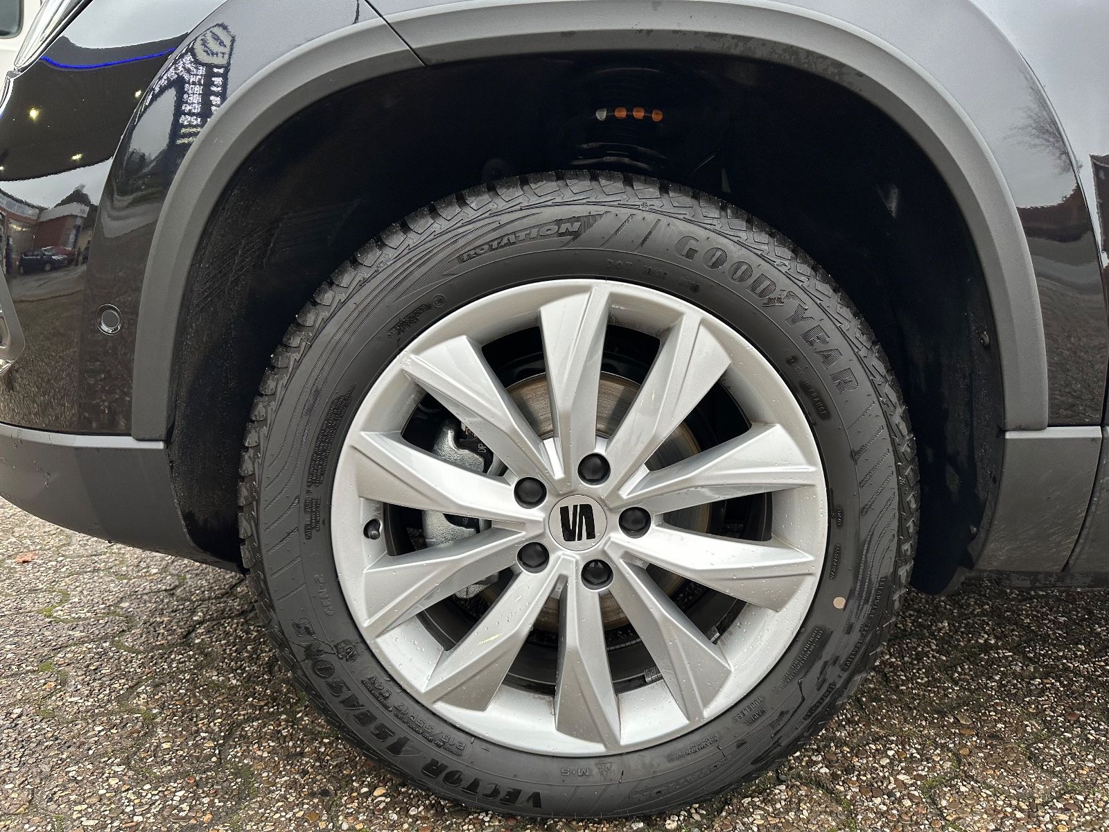 Fahrzeugabbildung SEAT Ateca 1.5 TSI Style DSG AHK/Navi/ACC/SHZG/LED