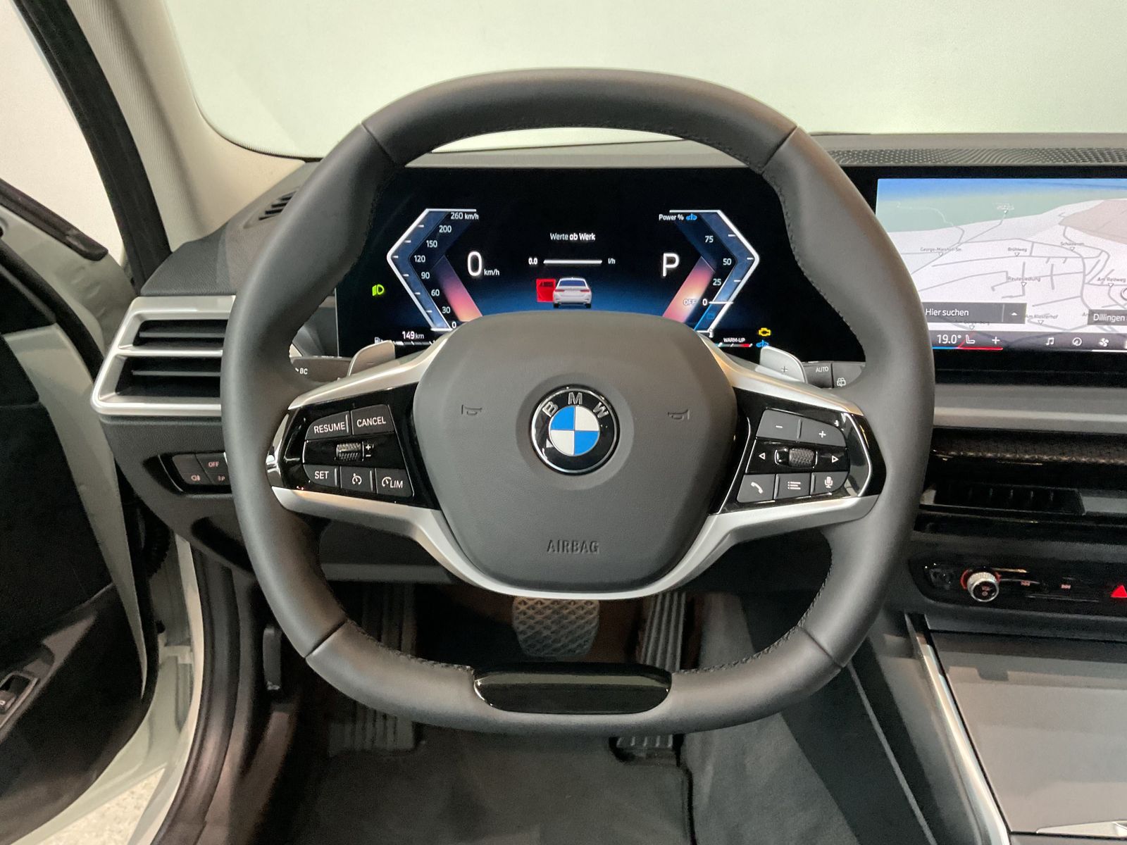 Fahrzeugeinzelansicht 8 Fahrzeugabbildung BMW 318i |Komfortzugang |Sitzheizung |Parking Assist