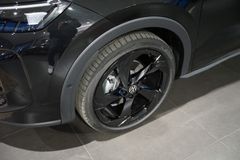 VW T-Roc 1.5 eTSI R-Line | Pano | 20"| NEUES MODELL VW T-Roc 1.5 eTSI R-Line | Pano | 20"| NEUES MODELL