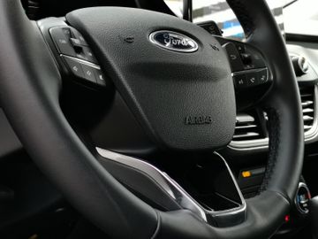Ford Focus Turnier Apple CarPl. Alu Voll-LED usw
